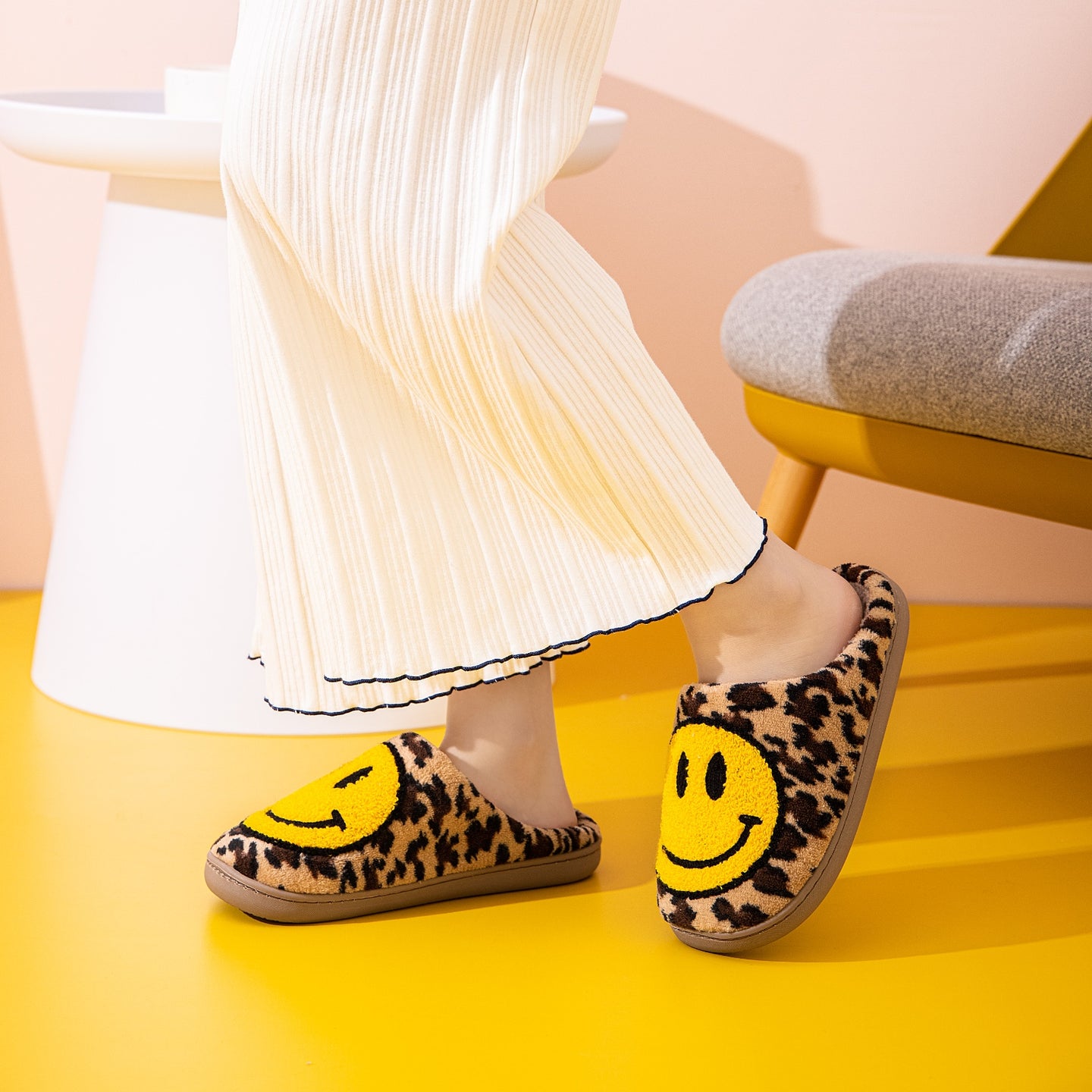 dy Smiley Face Leopard Slippers Trendsi