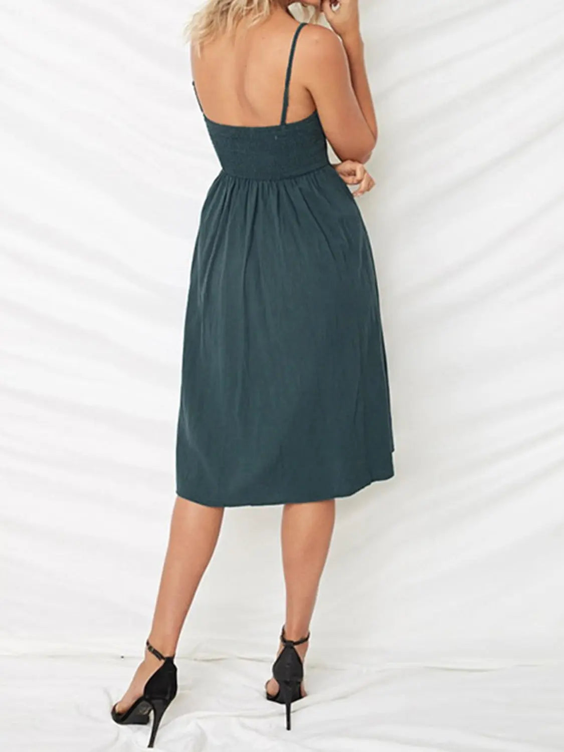 Cutout Smocked Sweetheart Neck Cami Dress -BazaarBey - www.shopbazaarbey.com