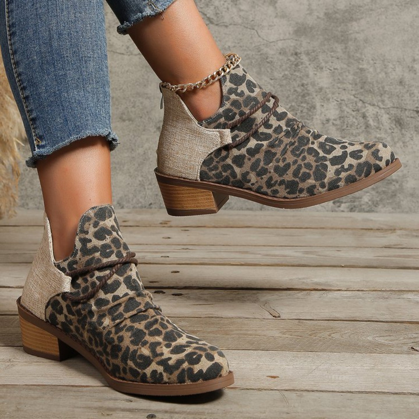 Contrast Canvas Low Heel Boots Trendsi