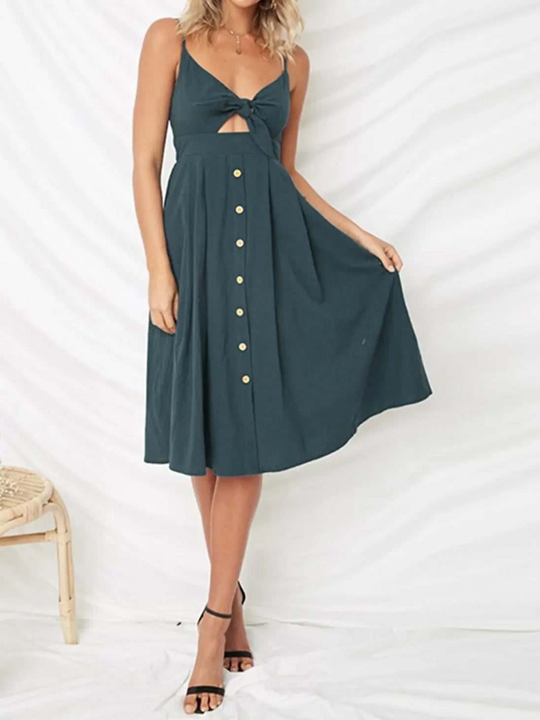 Cutout Smocked Sweetheart Neck Cami Dress -BazaarBey - www.shopbazaarbey.com