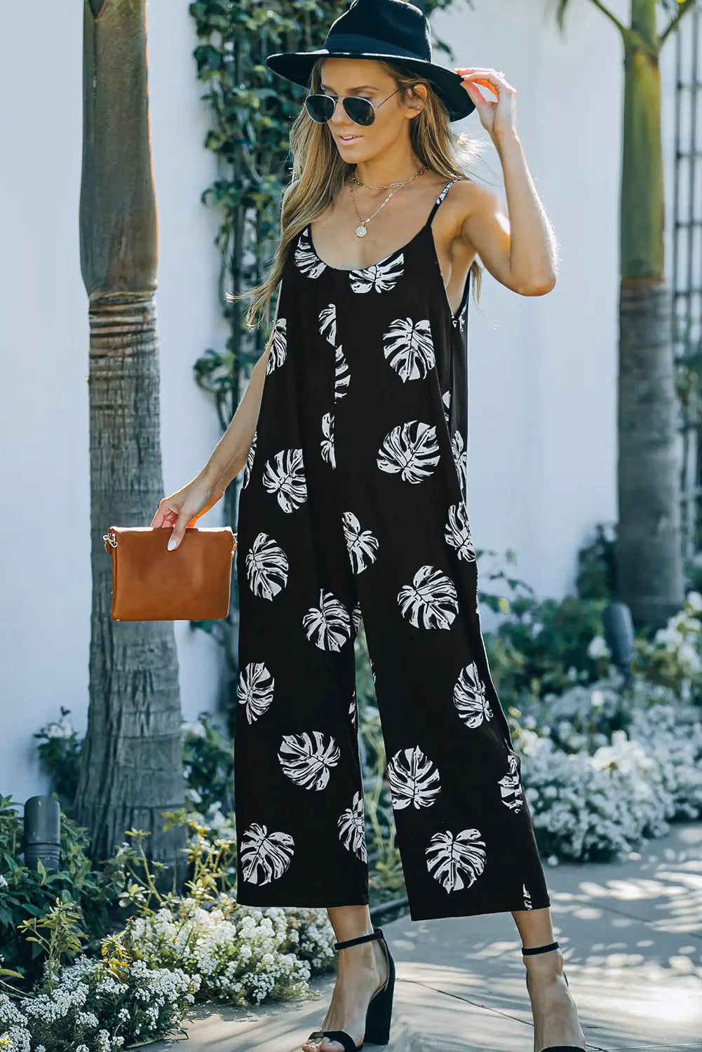 Botanical Print Spaghetti Strap Cropped Jumpsuit Trendsi