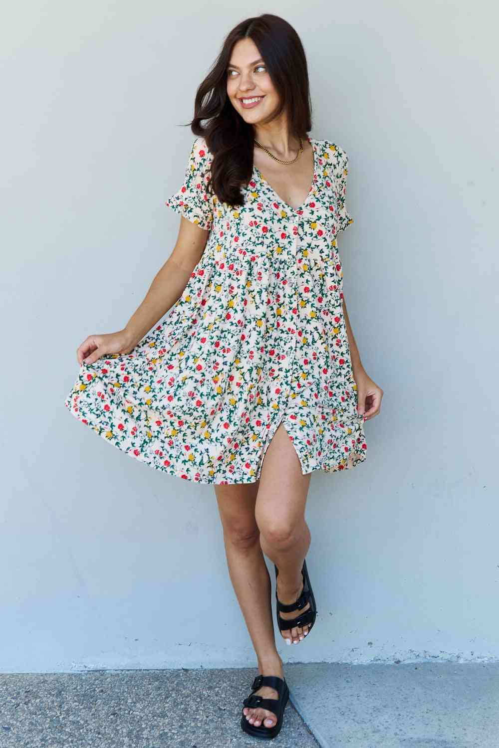  Follow Me Full Size V-Neck Ruffle Sleeve Floral Dress -BazaarBey - www.shopbazaarbey.com