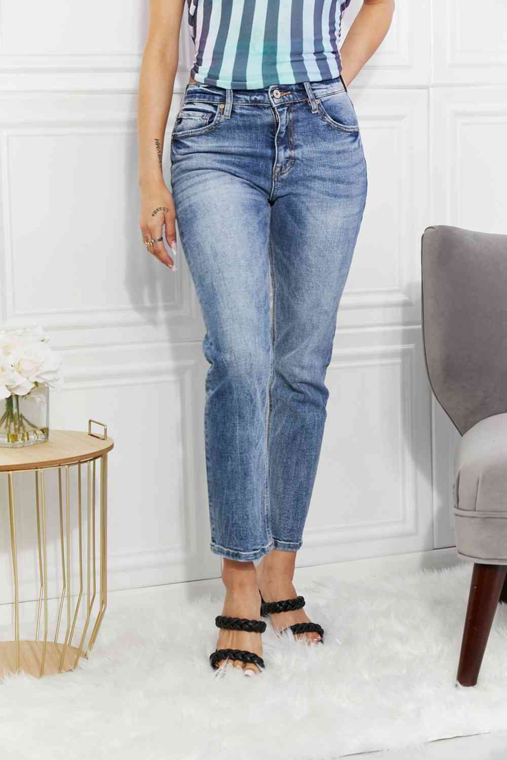   Amara High Rise Slim Straight Jeans Trendsi