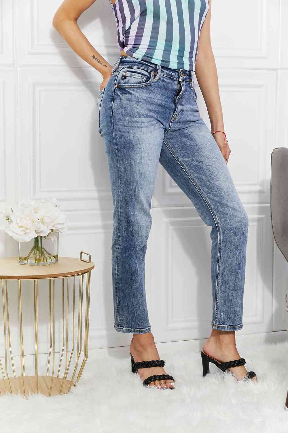   Amara High Rise Slim Straight Jeans Trendsi