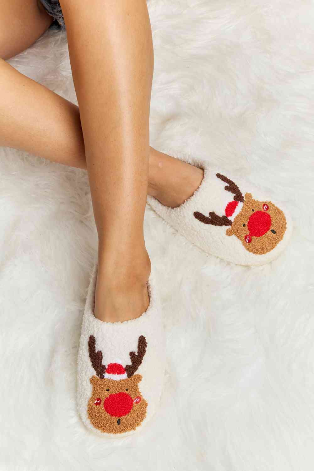 dy Rudolph Print Plush Slide Slippers Trendsi