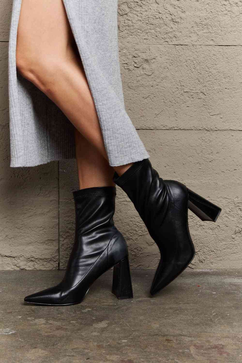  Stacy Block Heel Sock Boots Trendsi