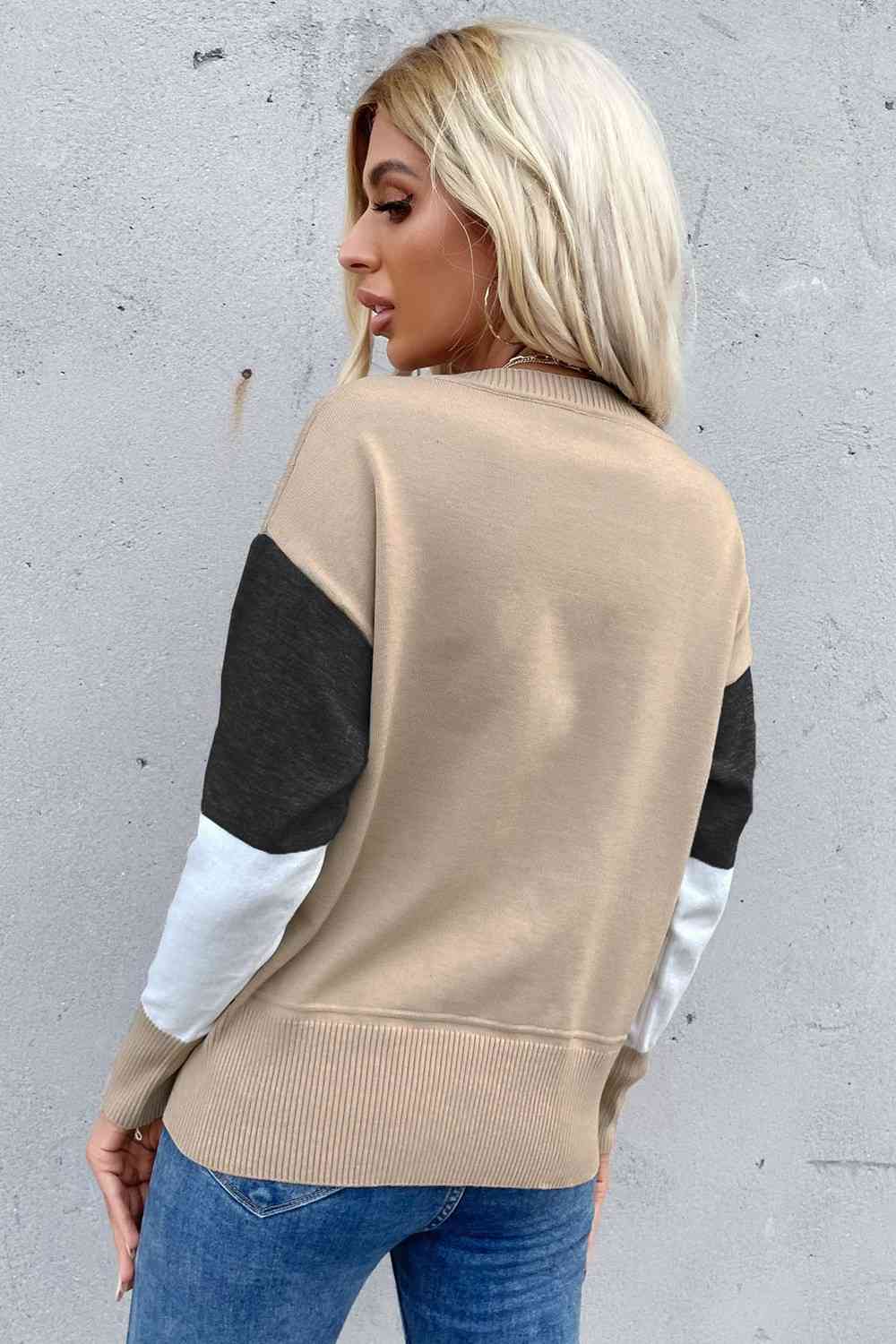  Ribbed Trim Round Neck Knit Pullover Trendsi