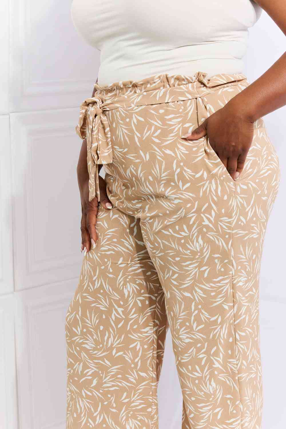 Heimish Right Angle Full Size Geometric Printed Pants in Tan Bazaarbey