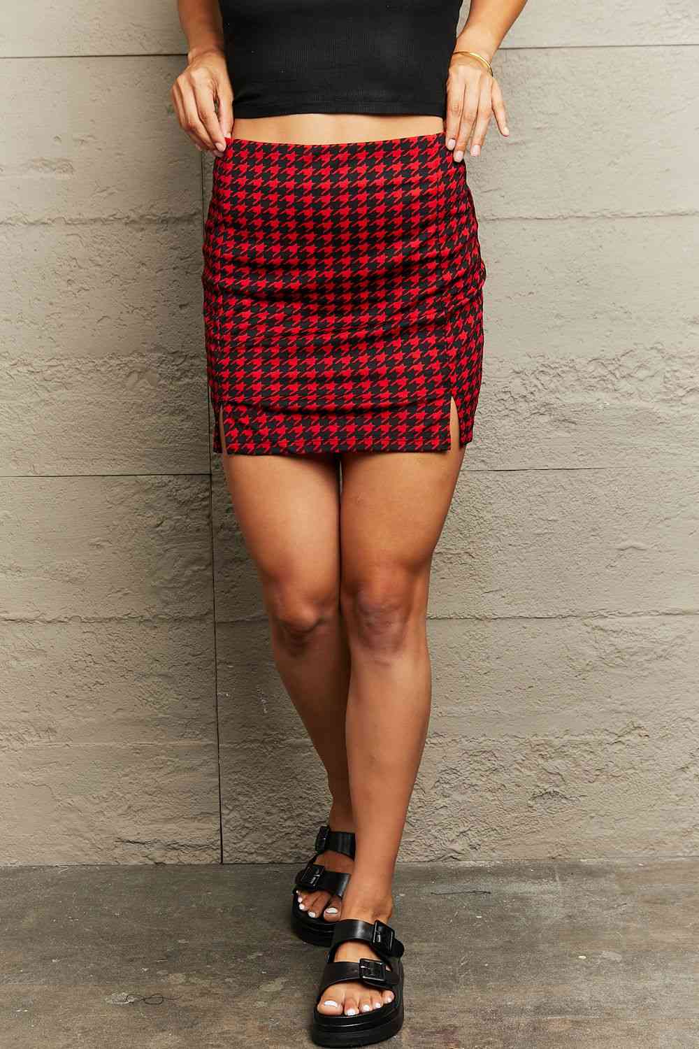 Houndstooth Slit Mini Skirt Trendsi