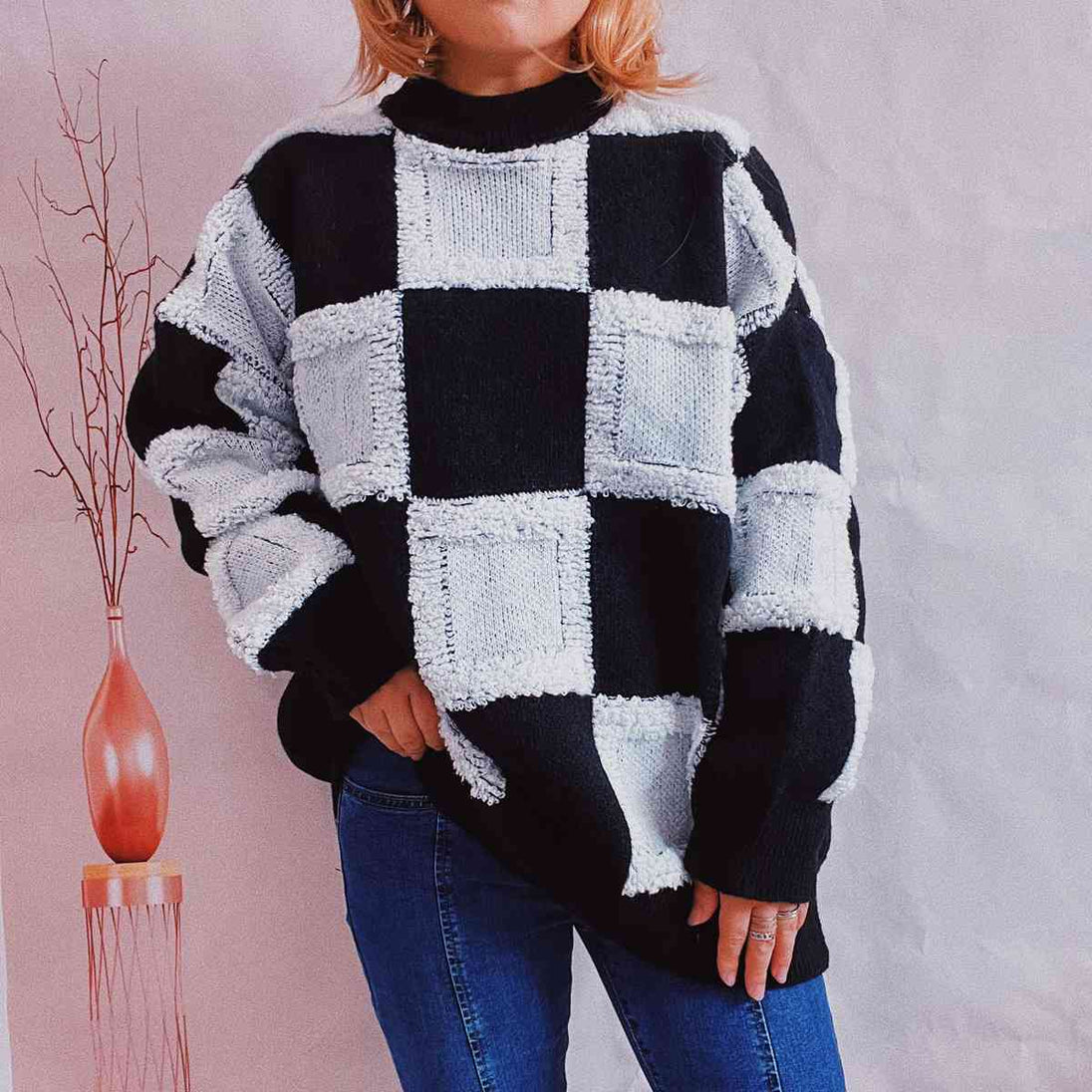 Checkered Round Neck Long Sleeve Sweater Bazaarbey