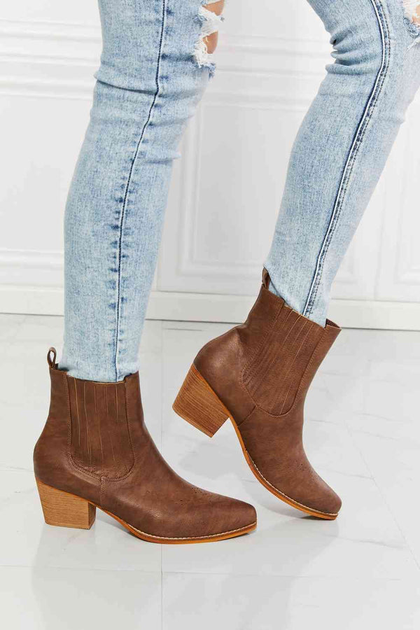 MMShoes Love the Journey Stacked Heel Chelsea Boot in Chestnut Trendsi