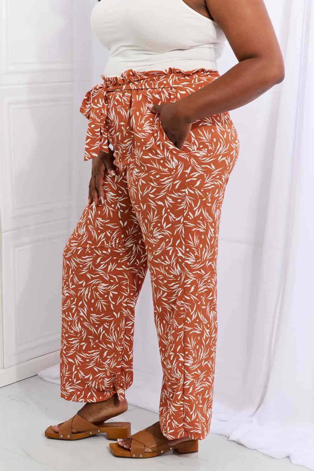  Right Angle  Geometric Printed Pants in Red Orange Bazaarbey