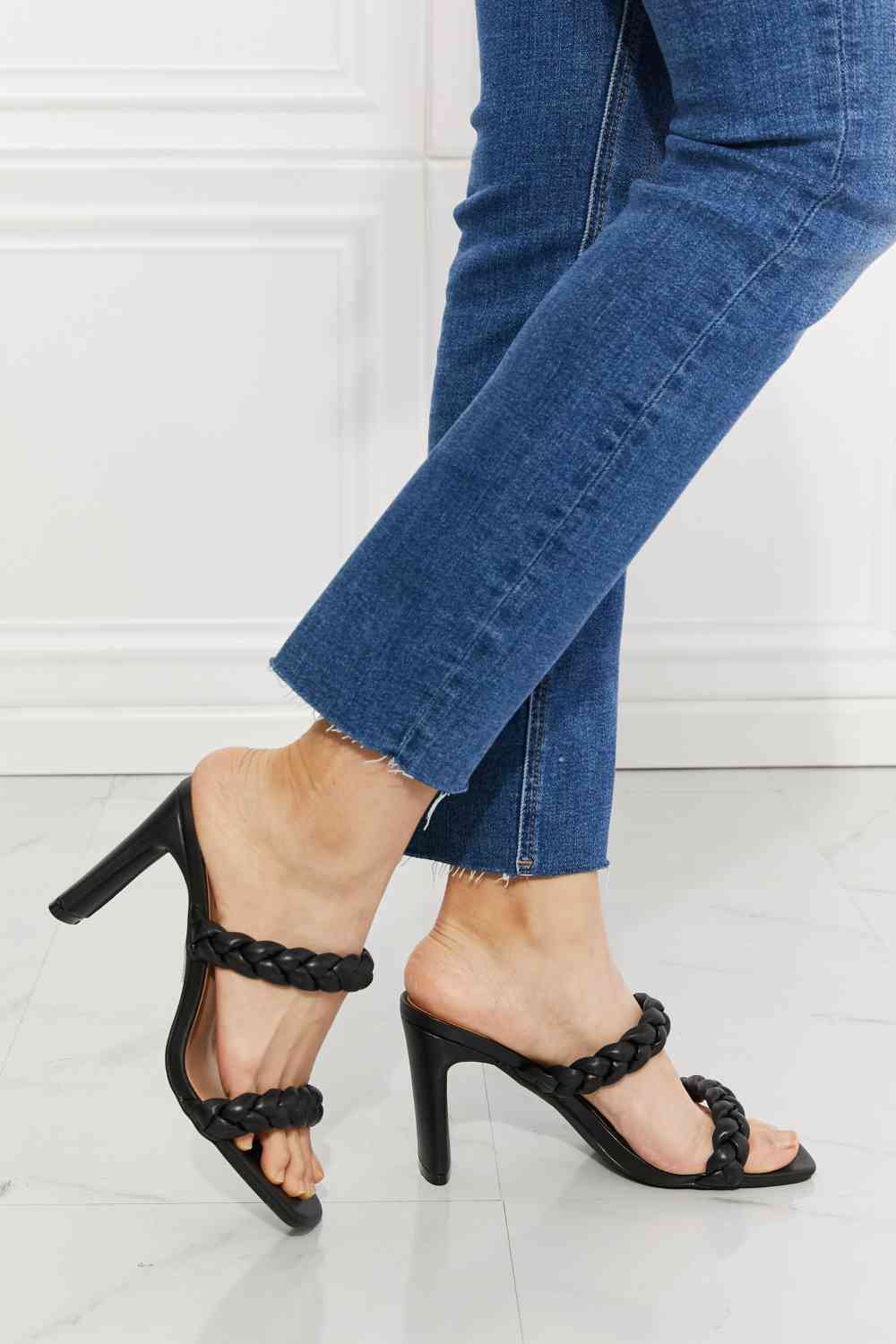 MMShoes In Love Double Braided Block Heel Sandal in Black Trendsi