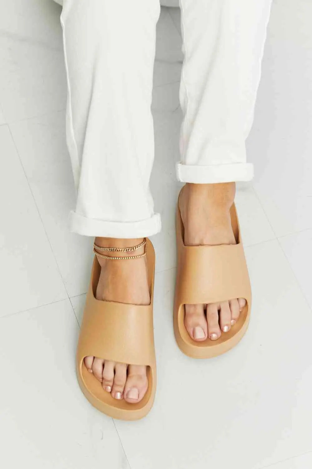  Summer Feels Platform Slide Trendsi