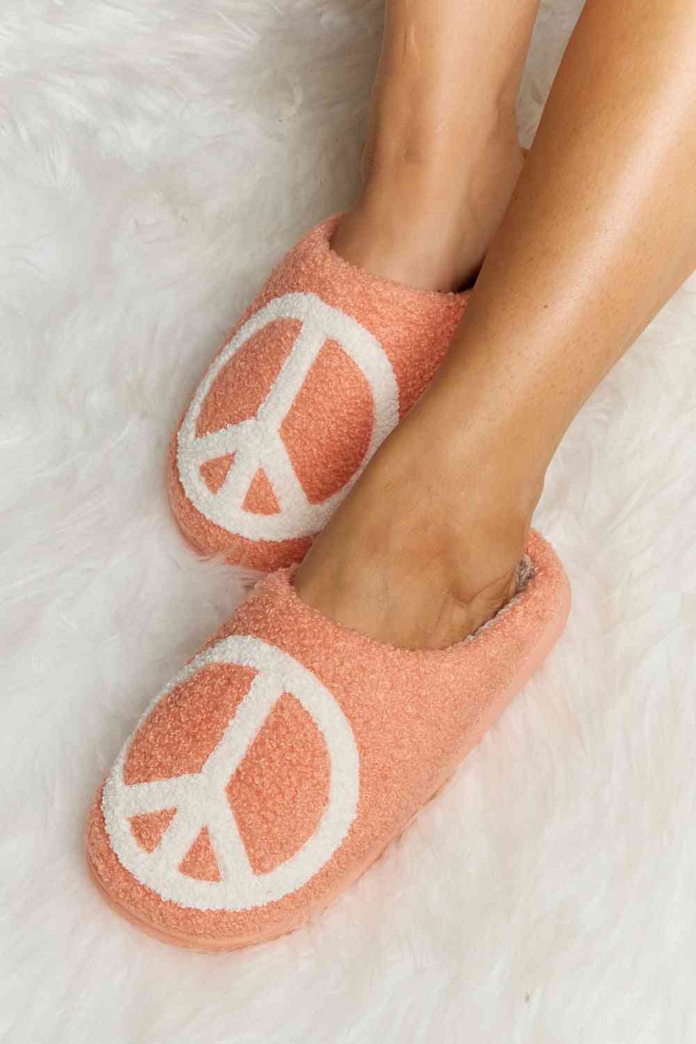 dy Printed Plush Slide Slippers Trendsi