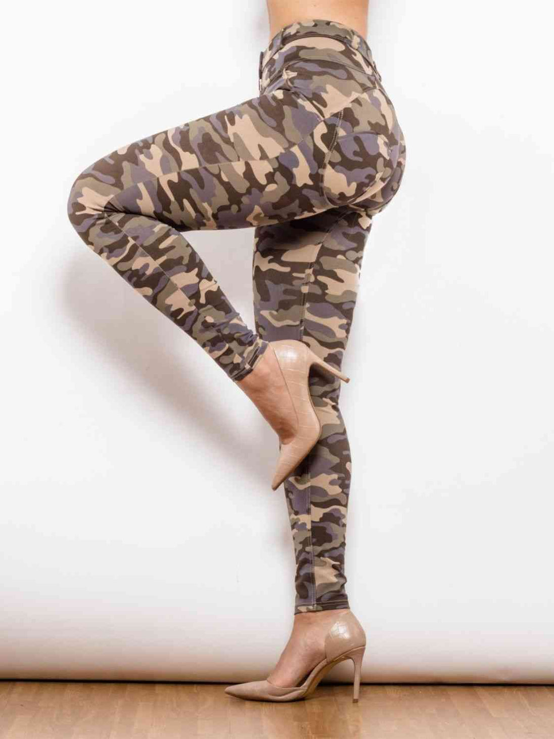 Full Size Camouflage Buttoned Leggings Bazaarbey