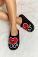 dy Love Heart Print Plush Slippers Trendsi