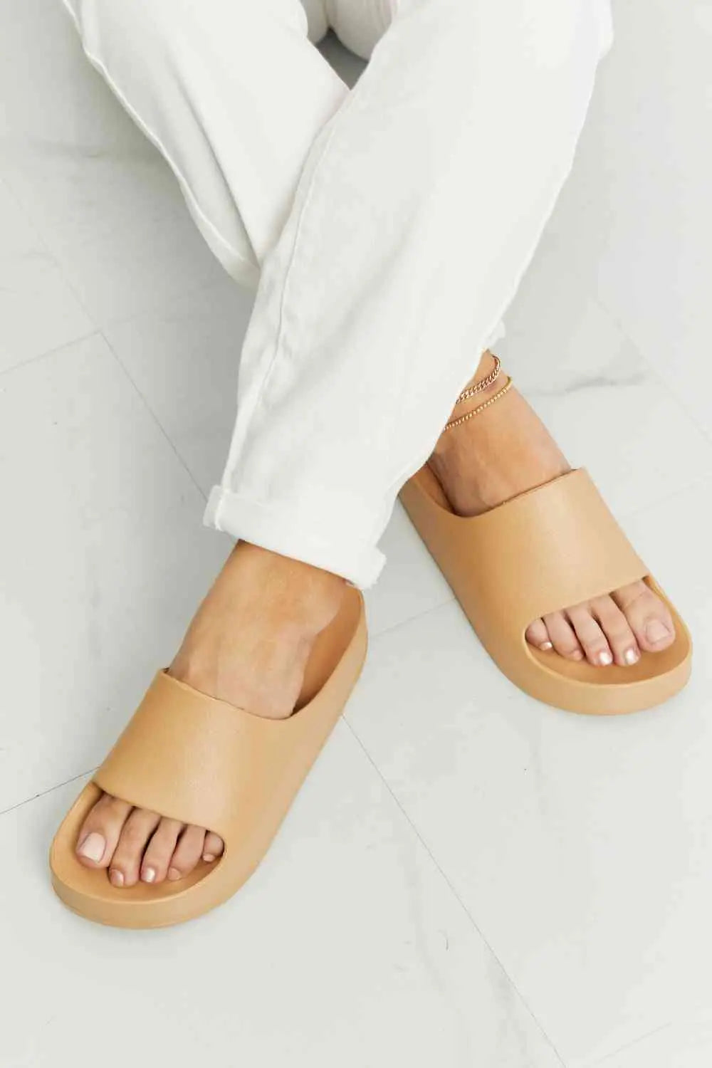  Summer Feels Platform Slide Trendsi