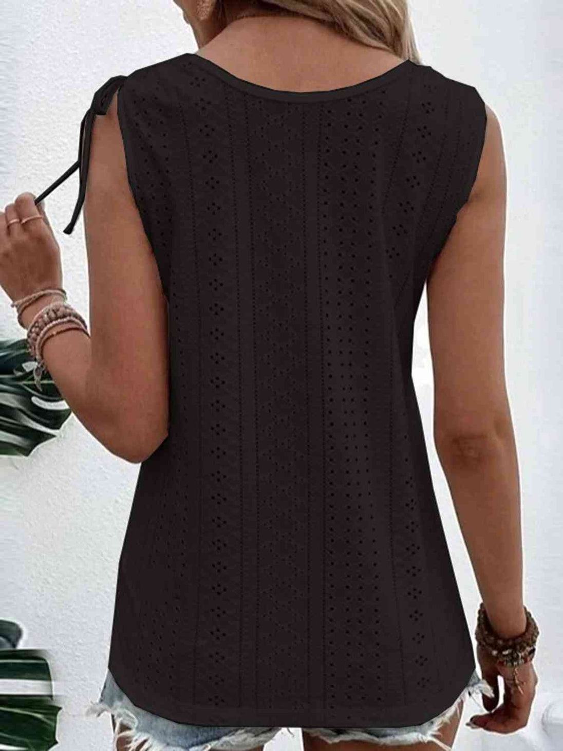 Full Size Scoop Neck Sleeveless Tank Top Bazaarbey