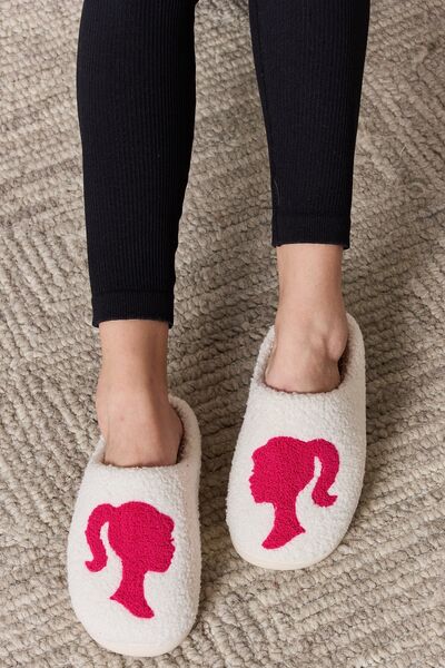 dy Graphic Cozy Slippers Trendsi