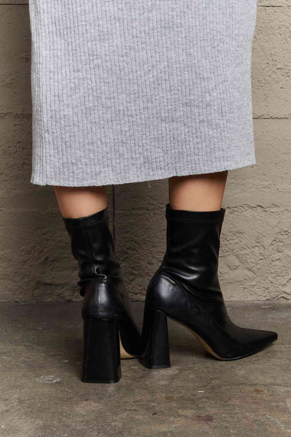  Stacy Block Heel Sock Boots Trendsi