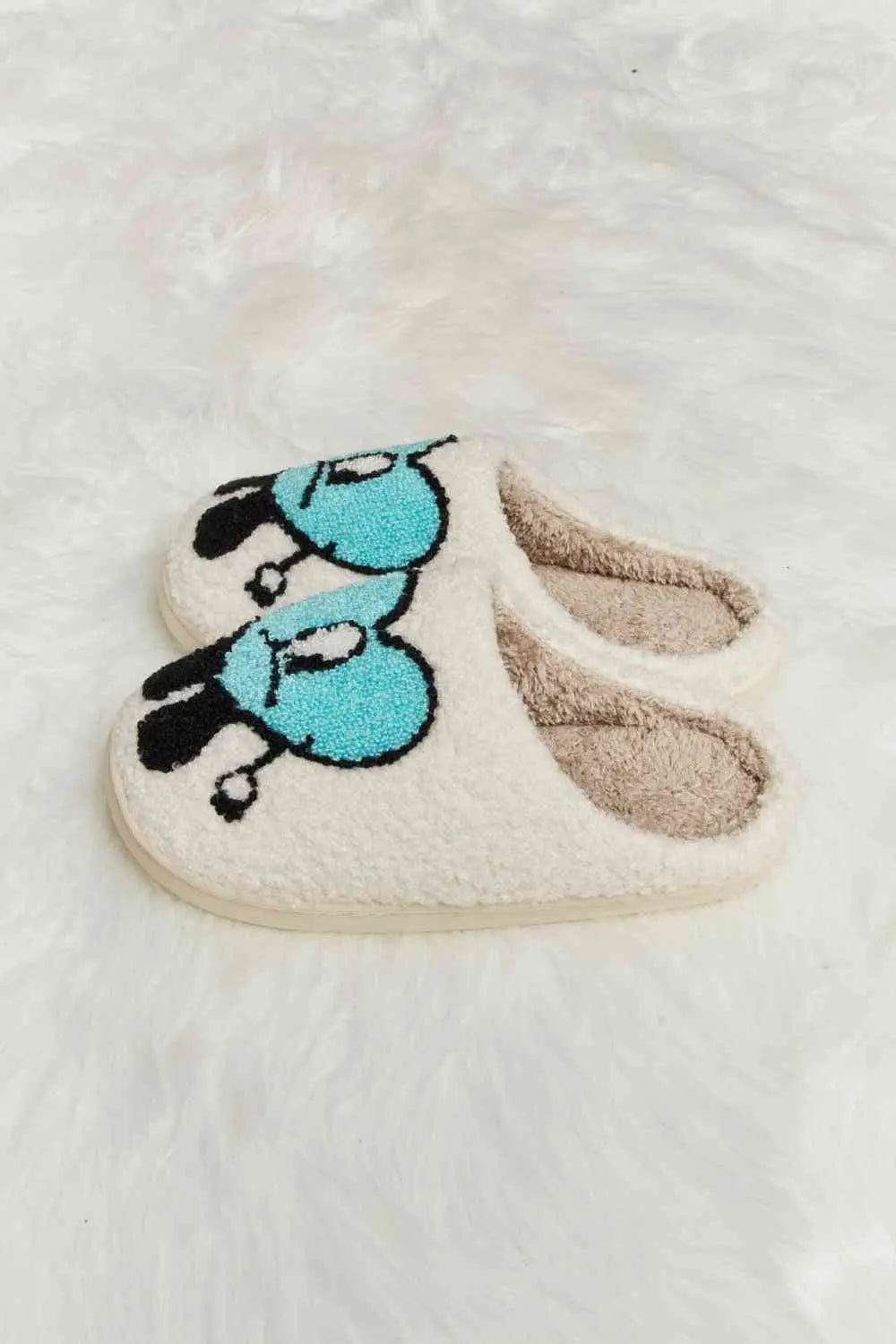 dy Love Heart Print Plush Slippers Trendsi